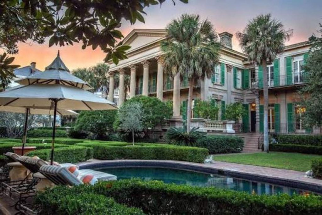 Where Is Patricia Altschuls House Can You Visit It