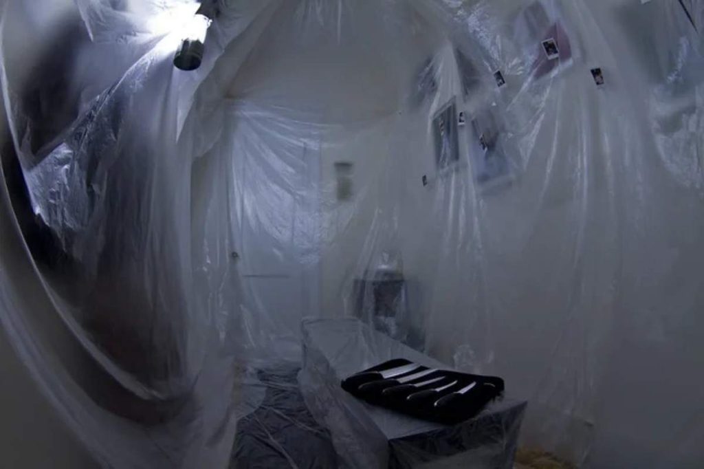 Dexter Season 4 Episode 12 Explained: The Getaway and Rita's Death 4 Dexter Season 4 Episode 12 Beat by Beat
