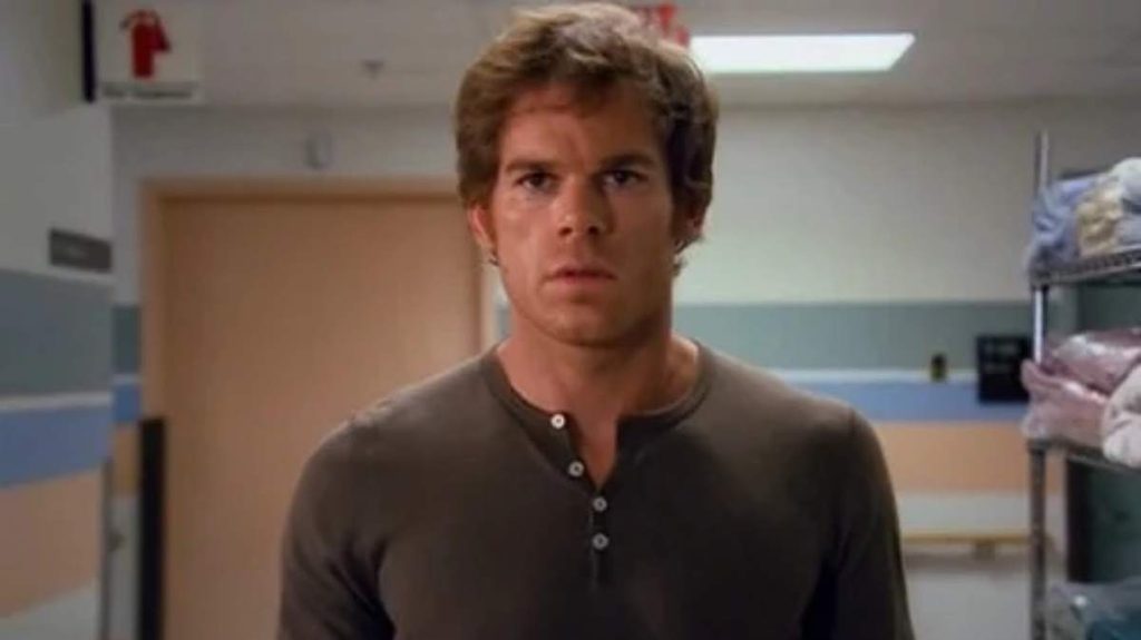 Dexter Season 4 Episode 12 Explained: The Getaway and Rita's Death 7 How Dexter Season 4 Episode 12 Sets Up Season 5 1