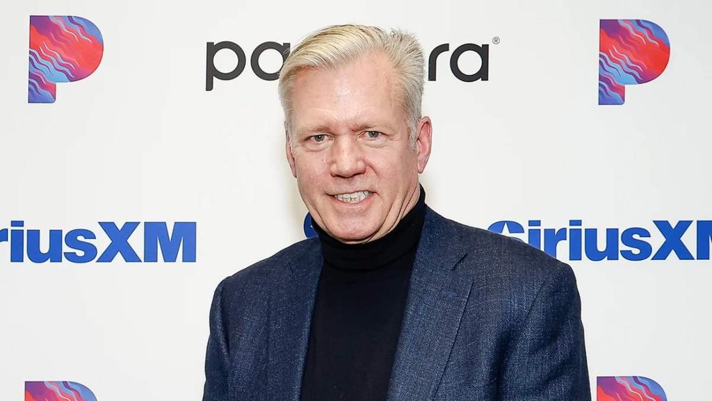 Chris Hansen Primetime Review Explained: 98% Fiction Claim and D Grade for Pattinson 3 What did Chris Hansen say about Primetime